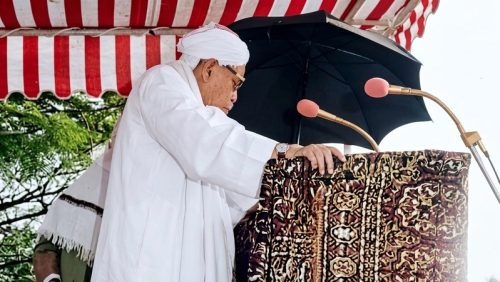 hamka sedang berceramah